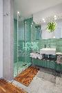 Pron�jem, kr�sn� byt 2+kk, Hole�kova,Praha 5 - Sm�chov, 45 m2, metro, bl�zko centra, �klid