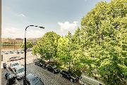 Pron�jem, kr�sn� byt 3+1, D�evn�, Praha 2 - Nov� M�sto, 108 m2, po rekonstrukci, bl�zko metra