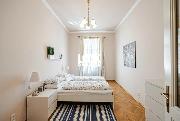 Pron�jem, kr�sn� byt 3+1, D�evn�, Praha 2 - Nov� M�sto, 108 m2, po rekonstrukci, bl�zko metra