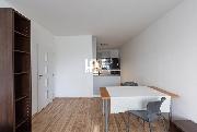 Pron�jem, kr�sn� byt 3+kk, Pet�rkova, Praha 4 - Chodov, 66 m2, lod�ie, dva nepr�choz� pokoje, park