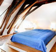 Pron�jem, kr�sn� byt 4+1, Vla�sk�, Praha 1 - Hrad�any, 221 m2, u Malostransk�ho n�m�st�