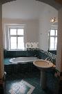 Pron�jem, kr�sn� byt s terasou, 4+1, Vla�sk�, Praha 1 - Mal� Strana, 178 m2, 2 koupelny, centrum