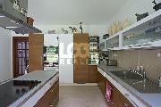 Pron�jem, kr�sn� rodinn� d�m 6+1, 417 m2, neza��zen�, dva vchody, Ke Hr�dku, Praha 4, zahrada, gar�