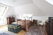 Pron�jem, kr�sn� rodinn� d�m 6+1, 417 m2, neza��zen�, dva vchody, Ke Hr�dku, Praha 4, zahrada, gar�