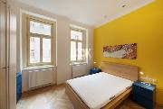 Pronjem, luxusn byt 2+kk, Soukenick, Praha 1 - Nov Msto, 68 m2, parkovn, vybaven, metro
