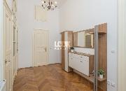 Pron�jem, luxusn� byt, 4+1, Martinsk�, Praha 1 - Star� M�sto, 180 m2, centrum, 2 koupelny