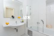 Pron�jem, luxusn� byt, 4+1, Martinsk�, Praha 1 - Star� M�sto, 180 m2, centrum, 2 koupelny