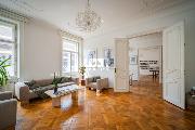 Pron�jem, luxusn� byt, 5+1, 197 m2, Na Per�t�n�, Praha 1 - Star� M�sto, centrum, 2 koupelny