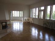 Pron�jem, luxusn� rodinn� d�m 9+1, U Pl�tenice, Praha 5 - Sm�chov, 330 m2, sauna, gar�, zahrada