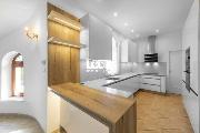 Pron�jem, luxusn� vila 4+1, 243 m2, Nebu�ick�, Praha 6 - Nebu�ice, krb, baz�n, zahrada 380 m2, gar�
