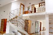 Pron�jem, mezonet 4+1, M�nesova, Vinohrady, 205 M2, za��zen�, terasa, gar�