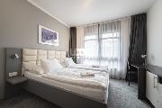 Pronájem, nádherný byt 2+kk, Horská, Praha 2 - Nové Město, 55 m2, balkon, garáž, úklid