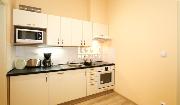 Pron�jem, p�kn� byt 1+1, M�chova, Praha 2 - Vinohrady, gar�, u parku Gr�bovka, bl�zko metra
