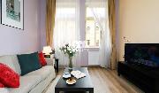 Pron�jem, p�kn� byt 1+1, M�chova, Praha 2 - Vinohrady, gar�, u parku Gr�bovka, bl�zko metra