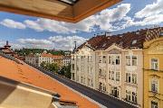 Pron�jem, podkrovn� byt, 3+kk, 91 m2, Sezimova, Praha 4 - Nusle, u N�m�st� Brat�� Synk�