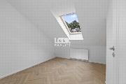 Pron�jem, podkrovn� byt, 3+kk, 91 m2, Sezimova, Praha 4 - Nusle, u N�m�st� Brat�� Synk�