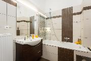 Pron�jem, prostorn� byt 2+kk, 60 m2, Jana Masaryka, Praha 2 - Vinohrady, u N�m�st� M�ru