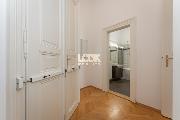 Pron�jem, prostorn� byt 2+kk, 60 m2, Jana Masaryka, Praha 2 - Vinohrady, u N�m�st� M�ru