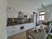 Pron�jem, prostorn� byt, 2+kk, 65 m2, �t�p�nsk�, Praha 1 - Nov� M�sto, parkov�n�, metro