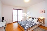 Pron�jem, sv�tl� a za��zen� byt 2+kk, 50 m2, Heinemannova, Praha 6 , terasa, balkon, kratkodob�
