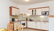 Pron�jem, sv�tl� byt 2+kk, Na Koza�ce, Praha 2 - Vinohrady, bl�zko parku Gr�bovka, bl�zko metra