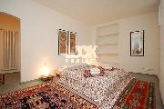 Pron�jem, za��zen� duplex 2+1, 73 m2, Vla�sk�, Praha 1 - Mal� Strana, romantick� ��st Prahy