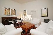 Pron�jem, za��zen� duplex 2+1, 73 m2, Vla�sk�, Praha 1 - Mal� Strana, romantick� ��st Prahy