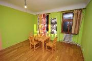 Pron�jem, zrekonstruovan� mezonet 5+1, �jezd, Praha 1 - Mal� Strana, centrum, 4 nepr�choz� pokoje