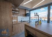 MAYHOUSE - Praha 4 Pankr�c - pron�jem presti�n�ch kancel��sk�ch prostor (523 m2)