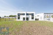 MODERN� DVOJD�M S ADMINISTRATIVN� ��ST� | HERINK | 280 m? | POZEMEK 857 m?