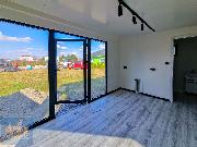 Modulov prefabrikovan zateplen domek pro komern ely