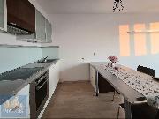 Prodej sv�tl�ho bytu 1+kk/B (38 m2), Praha 8 -Troja, Hn�zdensk�