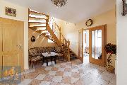 Prodej v�cegenera�n�ho domu / 3 bytov� jednotky, v�nos a� 1 000 000 K� ro�n�, Praha 4 � Kam�k
