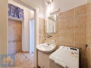 Pron�jem klidn�ho bytu 1+kk (28 m2) v cihlov�m dom�, Praha 2 - Nov� M�sto, ul. Je�n�
