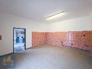 Pron�jem komer�n�ch prostor 220 m? � sklad / v�roba / d�lna, Hostomice pod Brdy