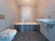 Pron�jem modern�ho bytu 3+kk s balkonem, gar�ov�m st�n�m a sklepem � Lerausova, Praha 5