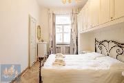 Pron�jem nadstandardn� za��zen�ho bytu 3+kk (76 m2), Praha 1 - Nov� M�sto, Truhl��sk�