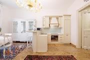 Pron�jem nadstandardn� za��zen�ho bytu 3+kk (78,6 m2), Praha 1 - Nov� M�sto, Truhl��sk�