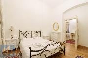 Pron�jem nadstandardn� za��zen�ho bytu 3+kk (76,8 m2), Praha 1 - Nov� M�sto, Truhl��sk�