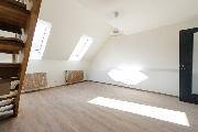 Pron�jem nov�ho podkrovn�ho bytu 2+kk (74 m2) + terasa (6 m2), Praha 2 - Vinohrady, Chodsk�