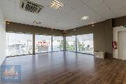 Pron�jem obchodn�ch prostor/showroomu (267,8 m2), SHOP PARK �estlice, Pr�honick� ul.