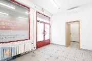 Pron�jem obchodn�ho prostoru 40 m? + z�zem� 100 m?, Praha 10 - Stra�nice, ul. Po�ernick�