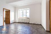 Pron�jem prostorn�ho domu 300 m? pro kancel��e �i podnik�n� � O�ech, Praha-z�pad