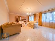 Pron�jem prostorn�ho rodinn�ho domu 7+kk (570 m2), Praha 6 - �epy (B�l� Hora), ul. Doubrav�nova