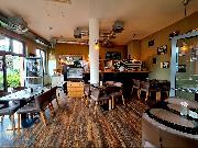 Pron�jem restaurace / kav�rny (82 m2), Praha 8 - Kobylisy, �umpel�kova