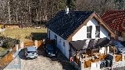 Pron�jem rodinn�ho domu (160 m2) s  pozemkem (926 m2), wellness, fotovoltaika - Hrade��n
