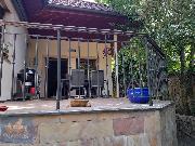 Pron�jem rodinn�ho domu 5+1 se zahradou, baz�nem a gar�� � Hrusice (Praha-v�chod)