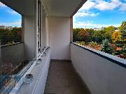 Pron�jem sv�tl�ho bytu 4+kk (91,4 m2) se t�emi lod�iemi  - Praha 10, Vr�ovice , ul. Kaza�sk�