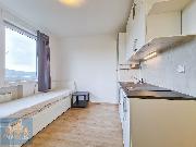 Pron�jem �tuln�ho bytu 1+kk (16,4 m2) s k�j�, Praha 5 - Jinonice, ul. Peroutkova