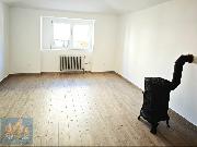 Rodinn� d�m 2+1 s gar�� a pozemkem 1 300 m?, Praha-z�pad - Jino�any
